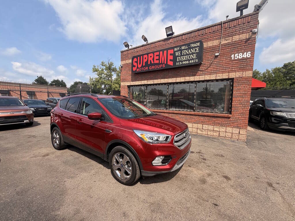 2017 FORD Escape