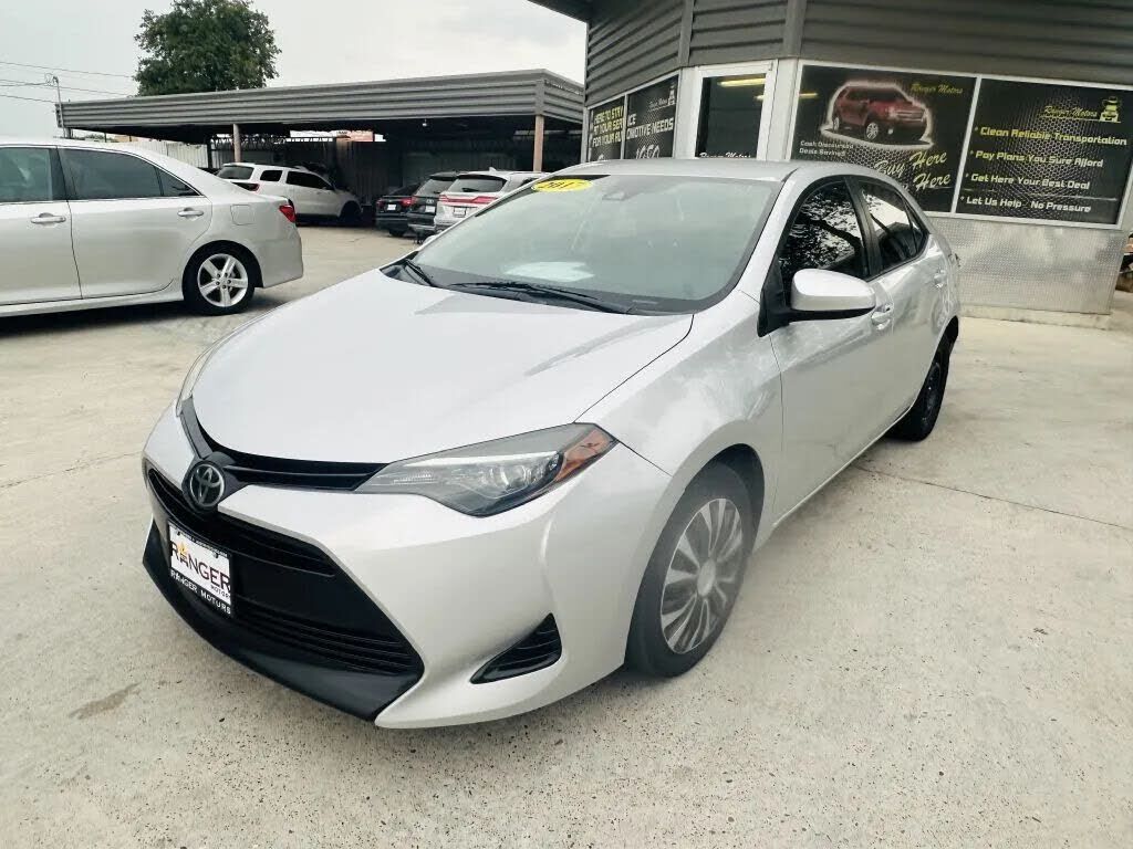 2017 TOYOTA Corolla