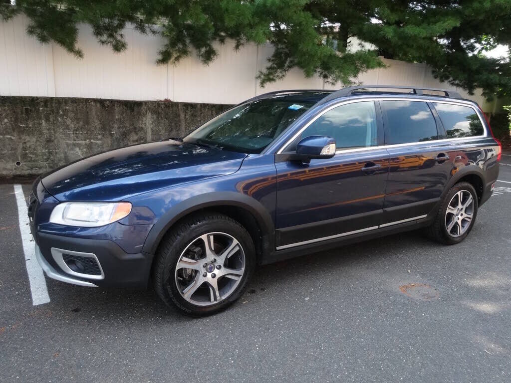 2013 VOLVO XC70