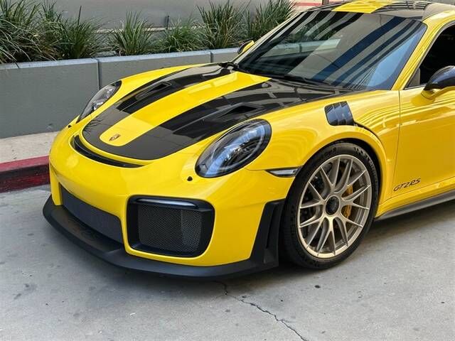 2018 PORSCHE 911