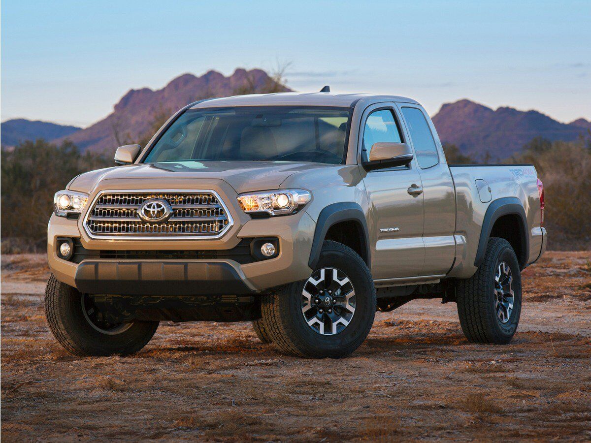 2018 TOYOTA Tacoma