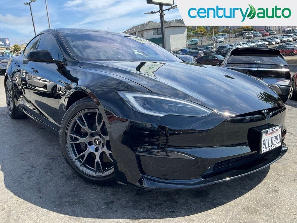 2024 TESLA Model S