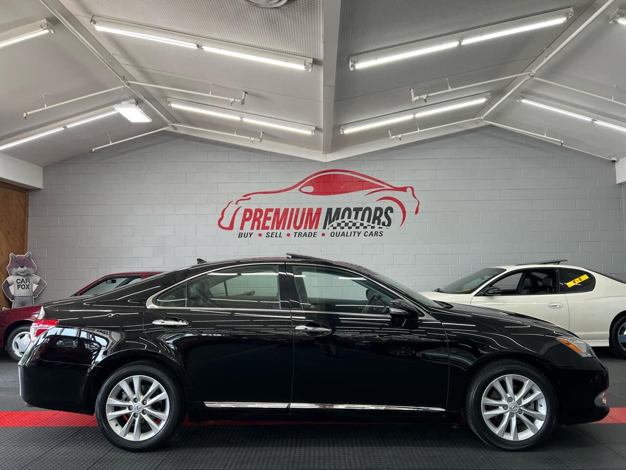 2011 LEXUS ES