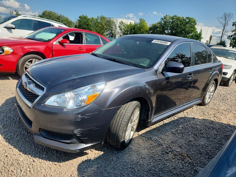 2013 SUBARU Legacy