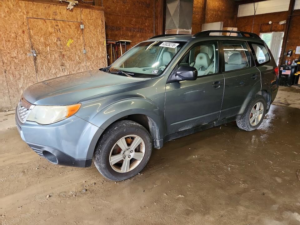 2011 SUBARU Forester