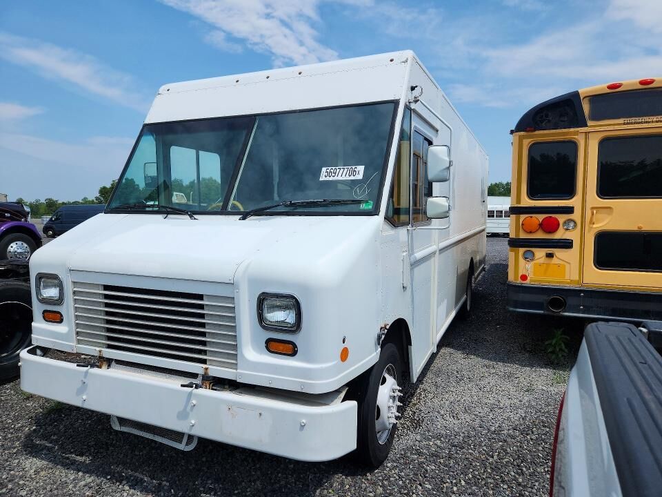 2013 FORD Commercial Chassis