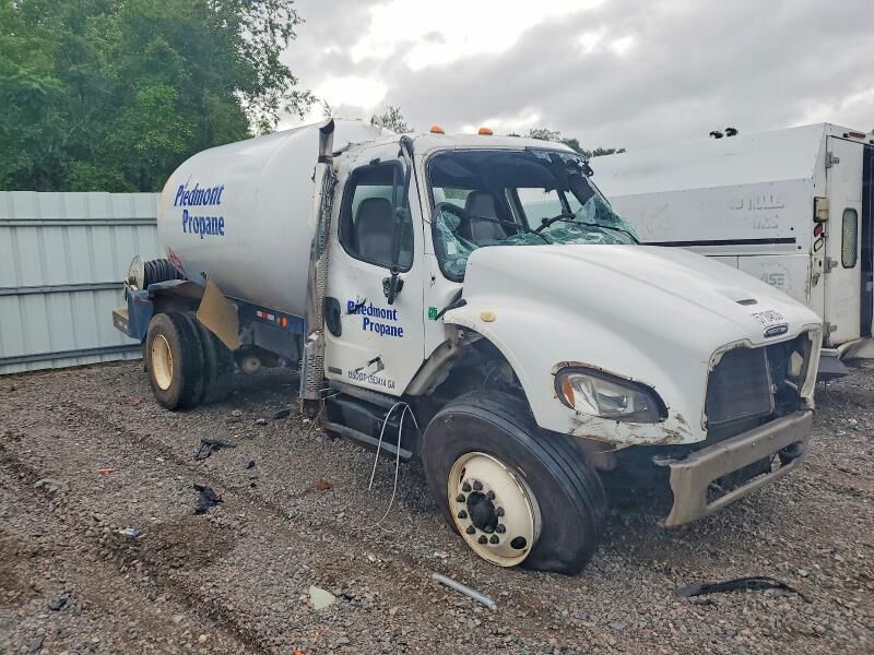 2012 FREIGHTLINER M2