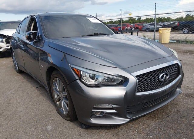 2016 INFINITI Q50