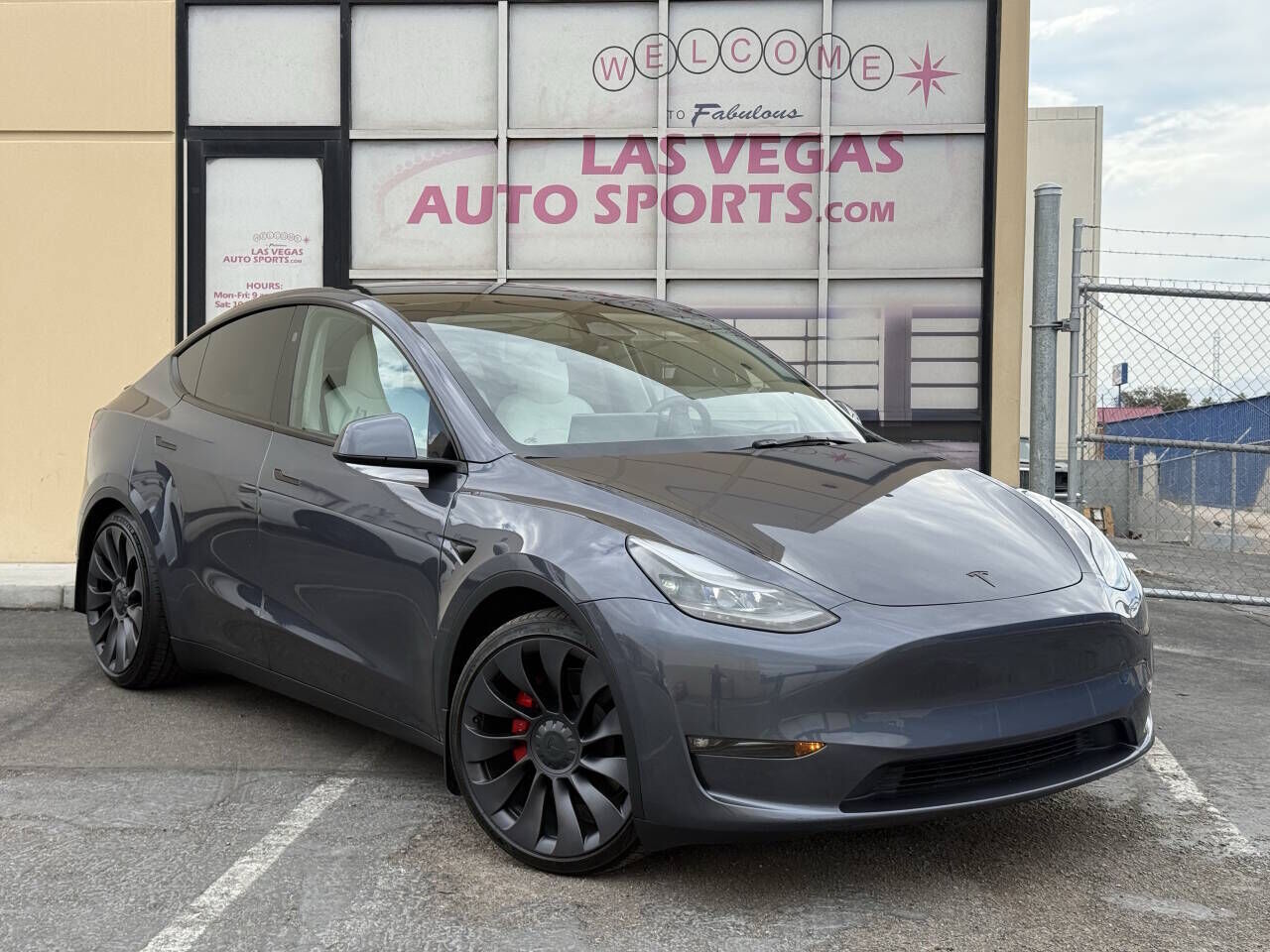 2023 TESLA Model Y