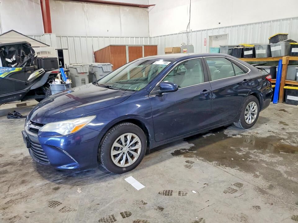 2016 TOYOTA Camry