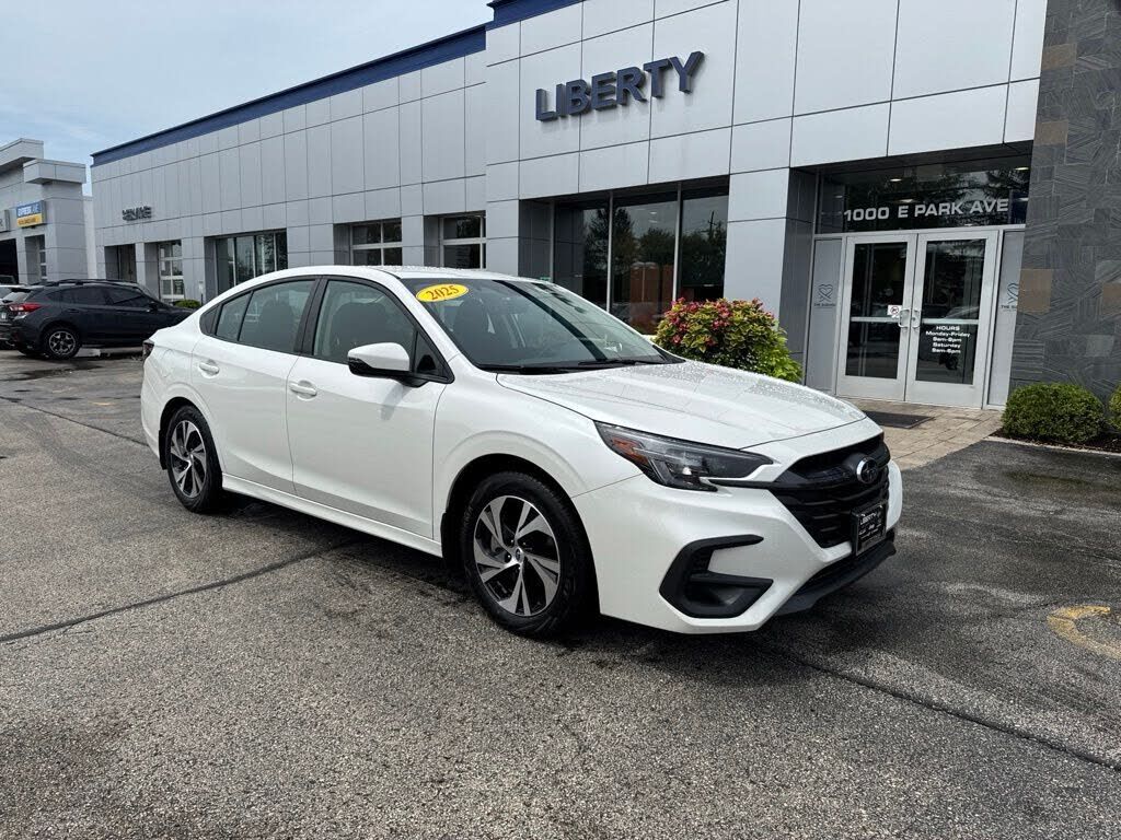 2025 SUBARU Legacy