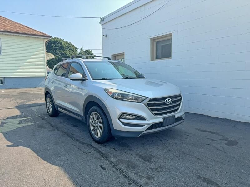 2016 HYUNDAI Tucson
