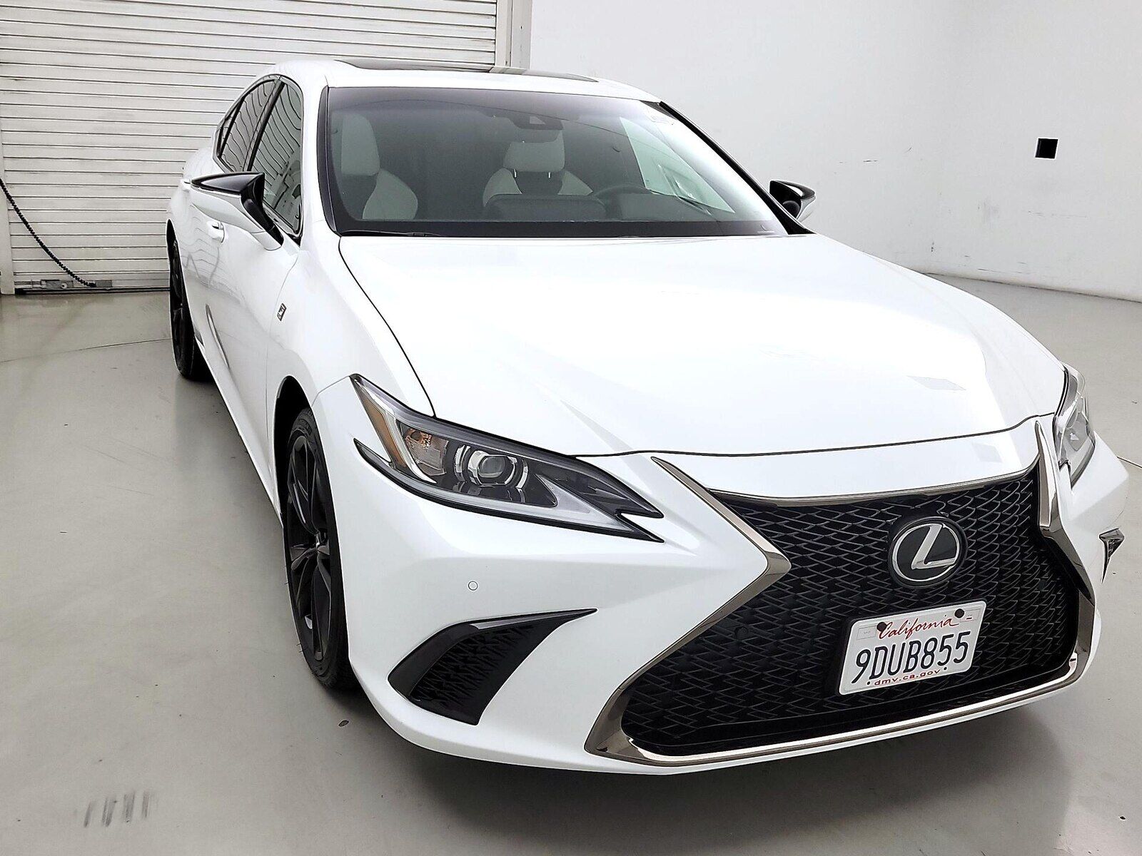 2023 LEXUS ES