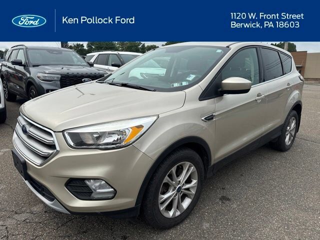 2017 FORD Escape