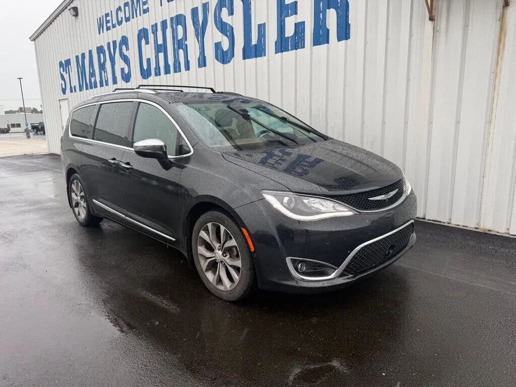 2019 CHRYSLER Pacifica