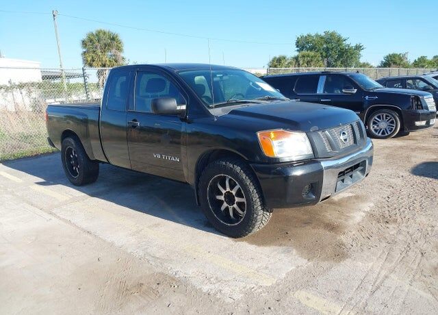 2012 NISSAN Titan