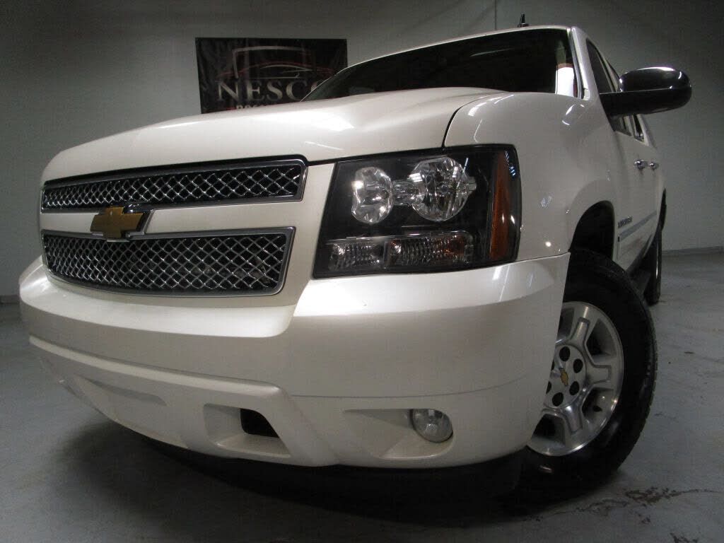 2013 CHEVROLET Suburban