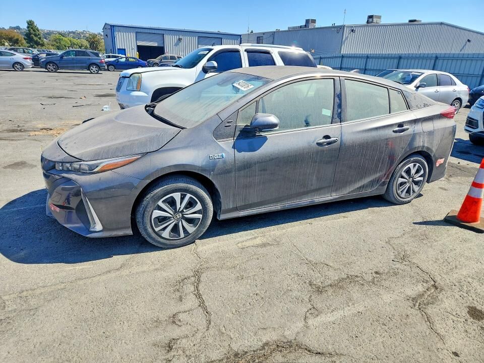 2017 TOYOTA Prius