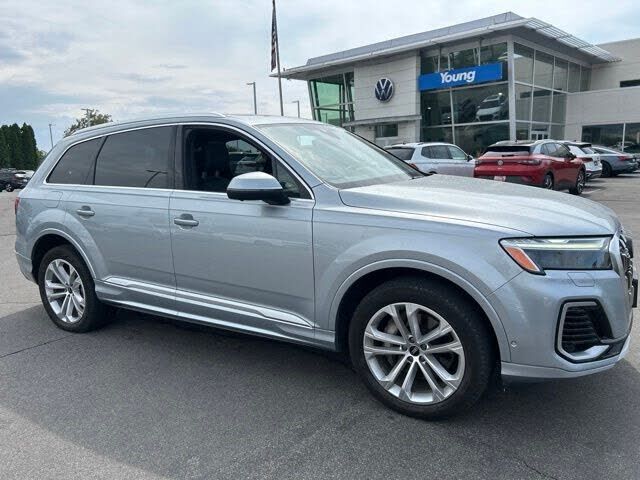 2025 AUDI Q7