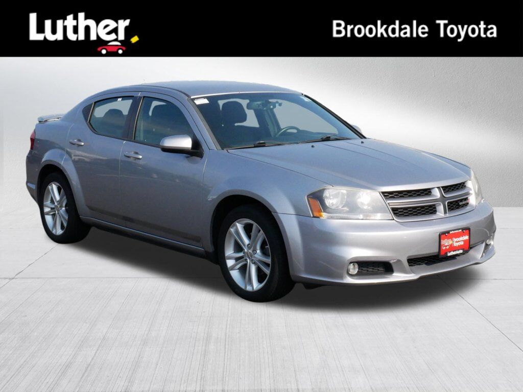 2014 DODGE Avenger