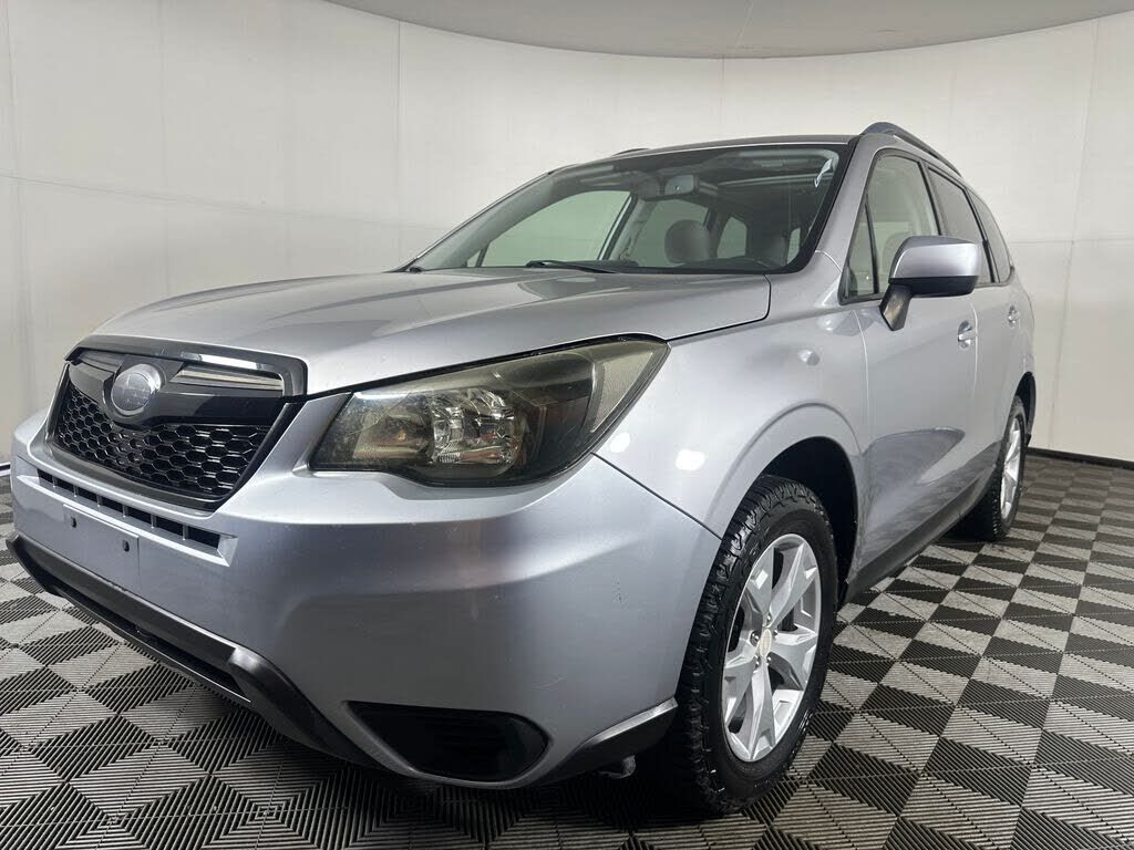 2016 SUBARU Forester