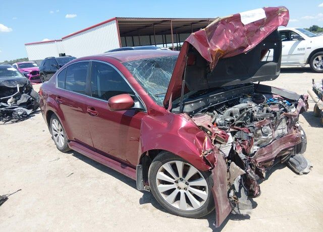 2010 SUBARU Legacy
