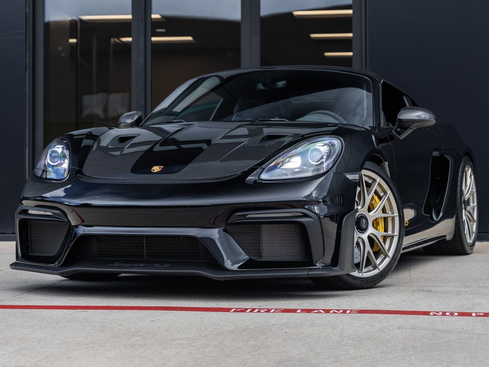 2024 PORSCHE 718