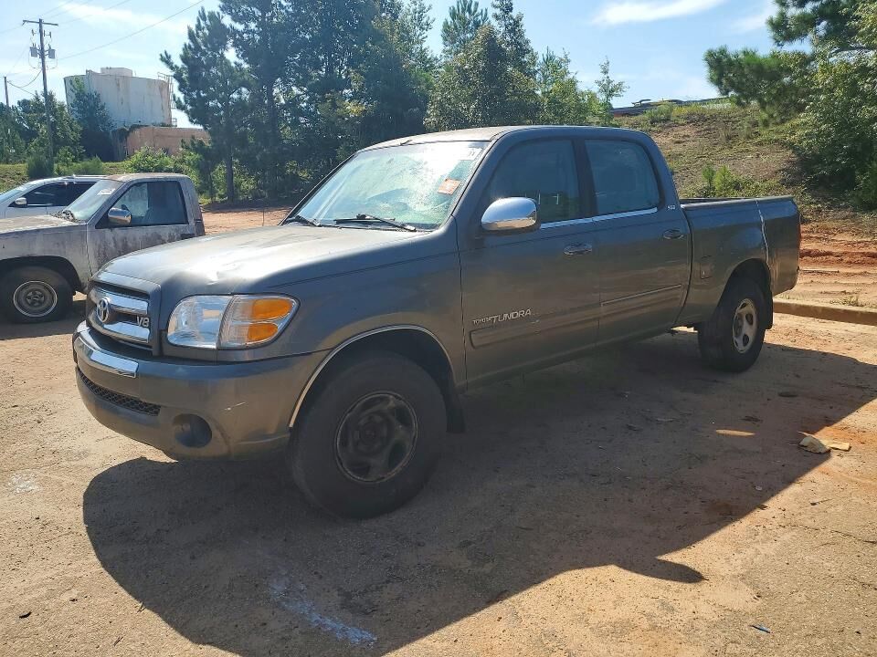 2004 TOYOTA Tundra