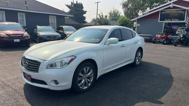 2012 INFINITI M37