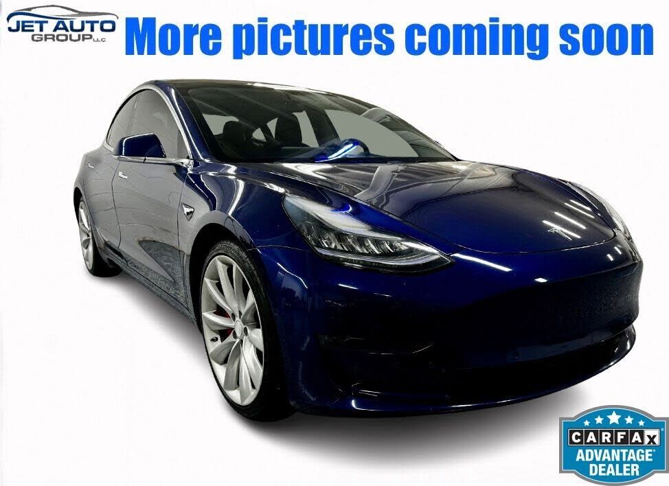 2018 TESLA Model 3