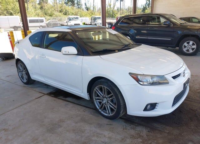 2013 TOYOTA SCION