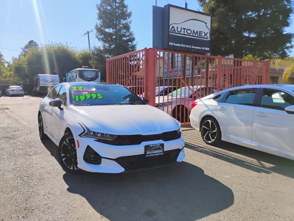 2022 KIA K5