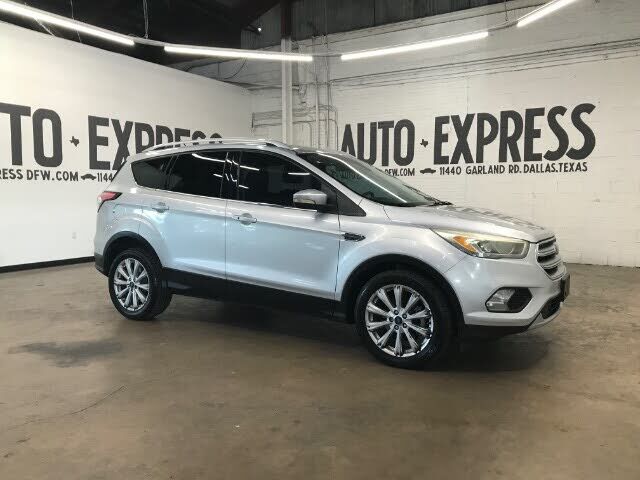 2017 FORD Escape