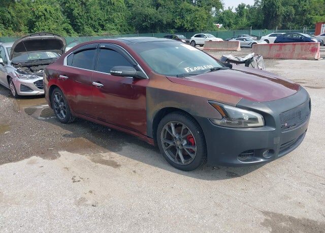 2012 NISSAN Maxima