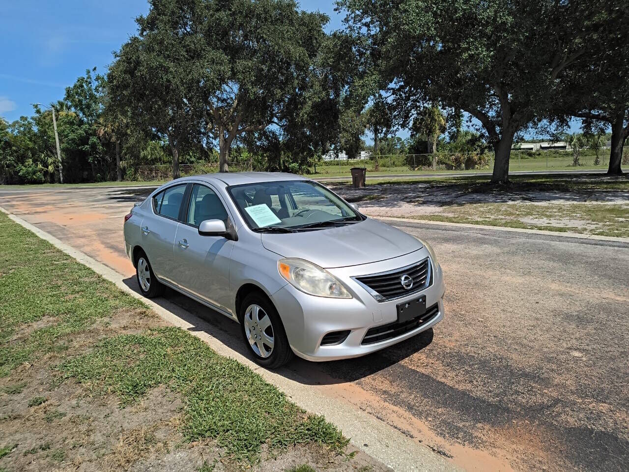 2013 NISSAN Versa