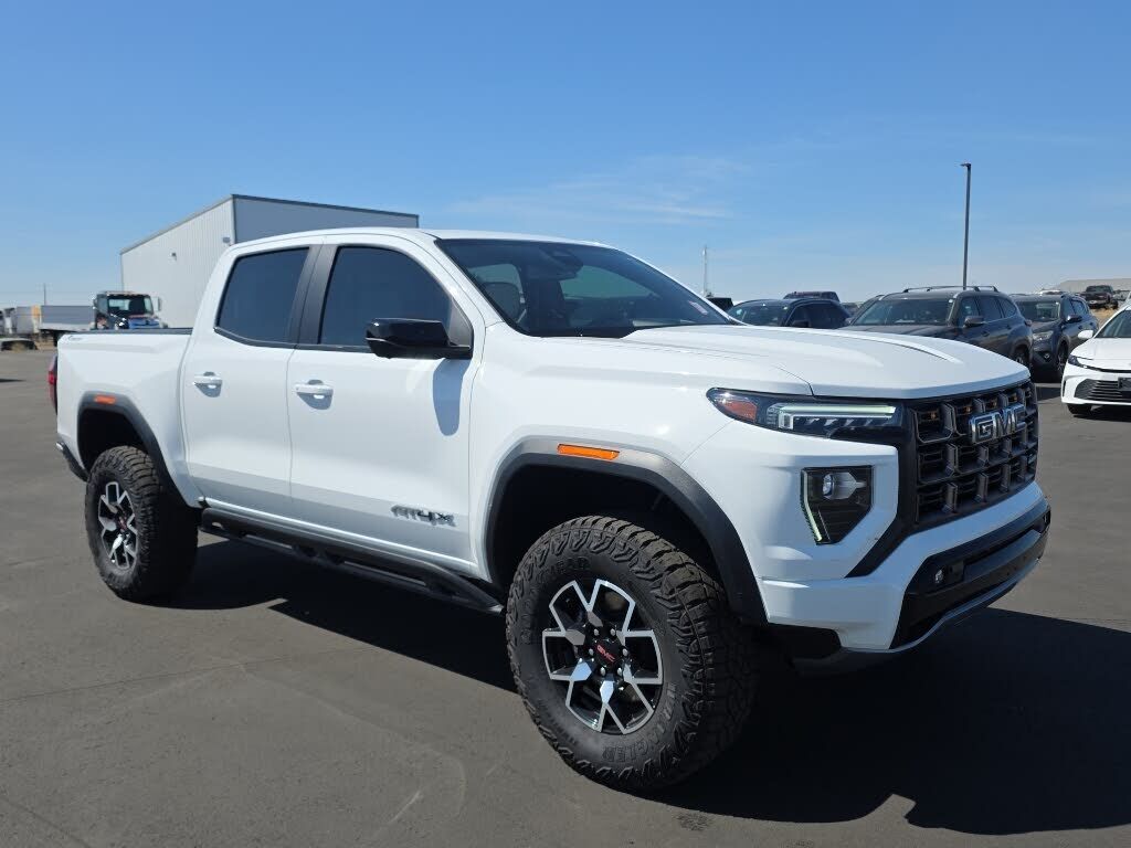 2024 GMC Canyon