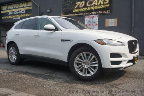 2017 JAGUAR F-Pace