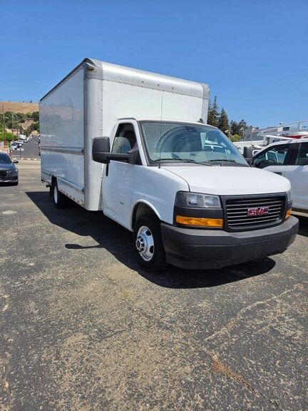 2021 GMC Savana