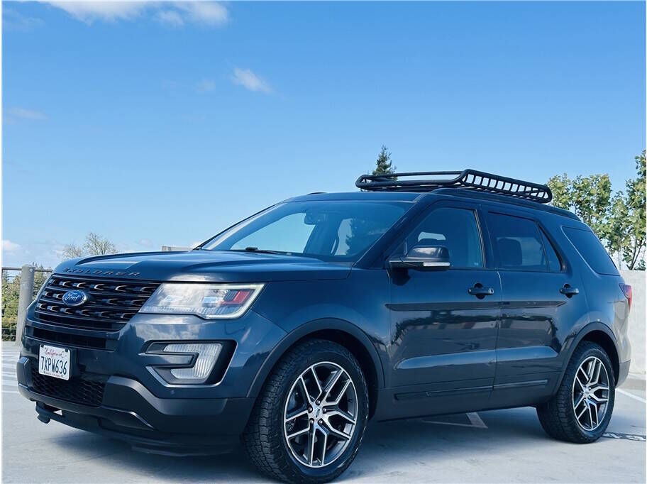 2017 FORD Explorer