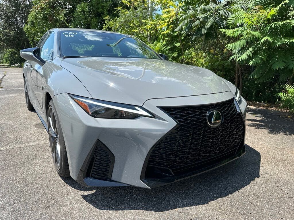 2025 LEXUS IS