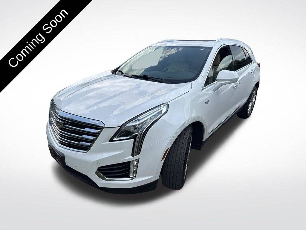 2017 CADILLAC XT5