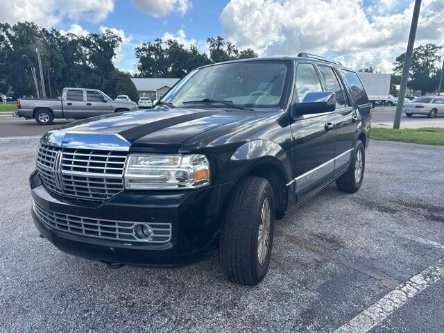 2010 LINCOLN Navigator