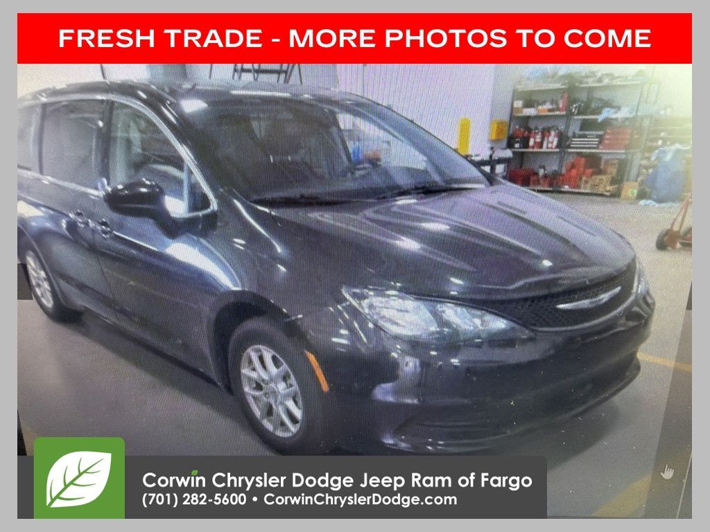 2023 CHRYSLER Voyager