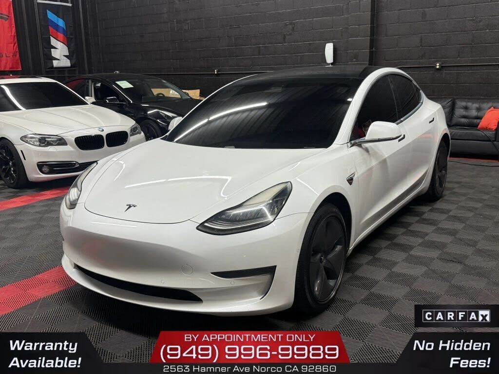 2020 TESLA Model 3