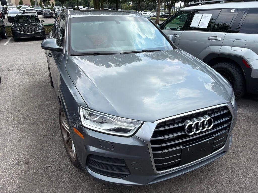 2016 AUDI Q3