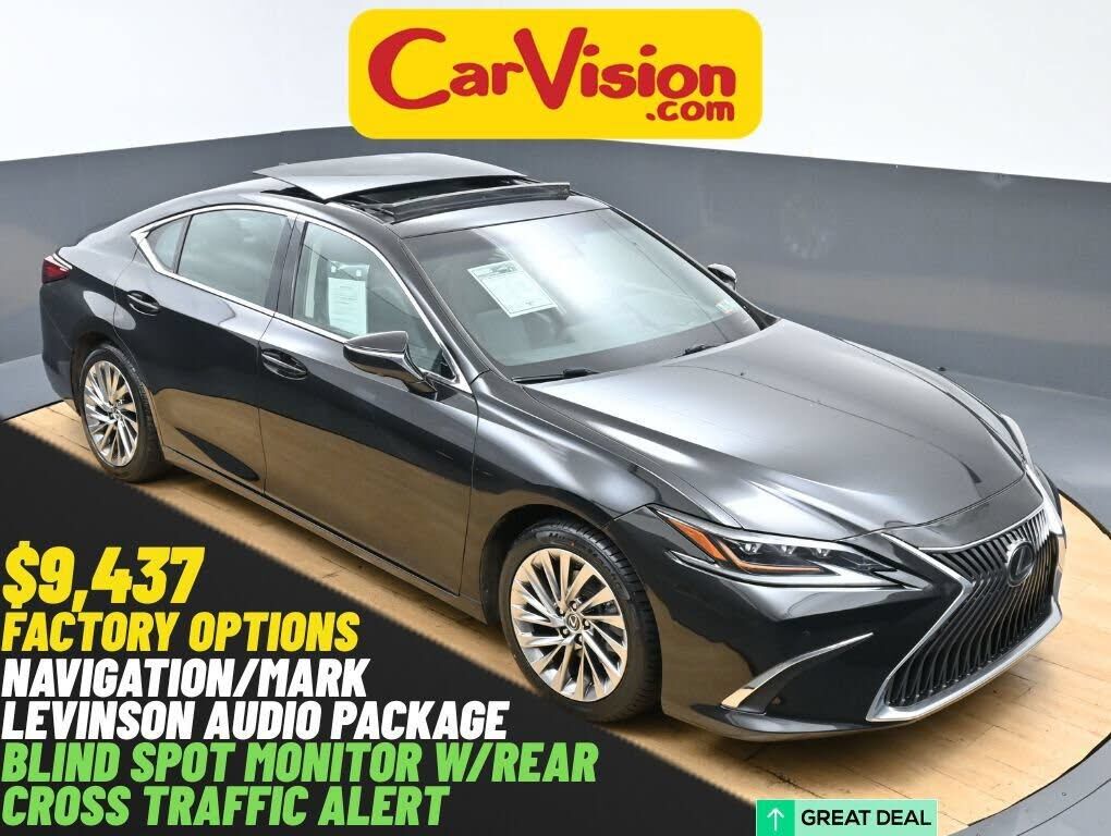 2019 LEXUS ES