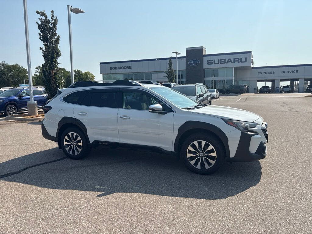 2023 SUBARU Outback