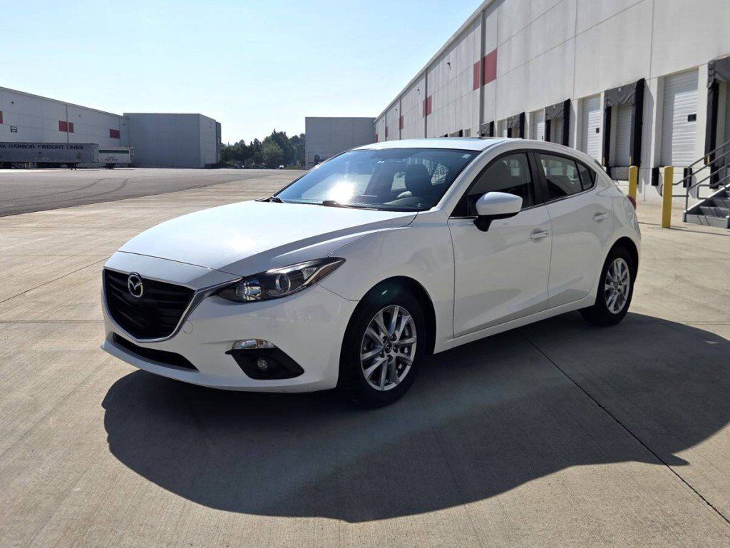 2016 MAZDA Mazda3