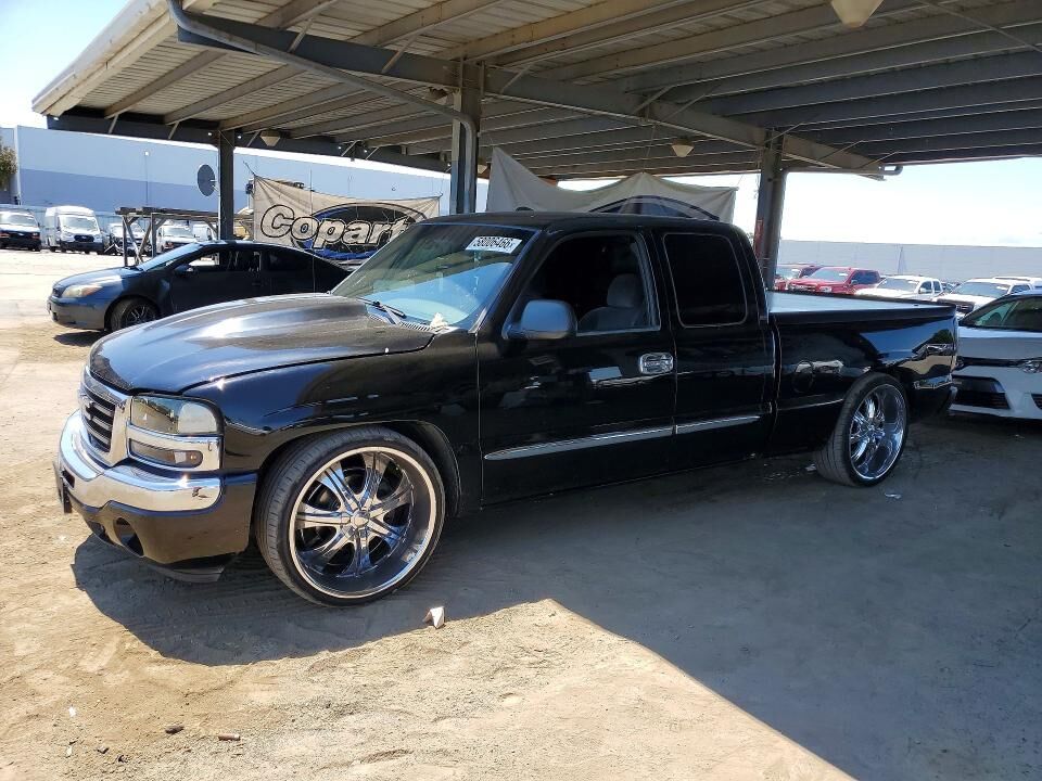 2005 GMC Sierra