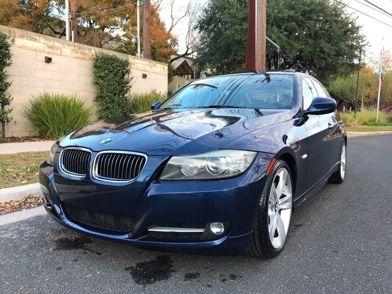 2011 BMW 3 Series